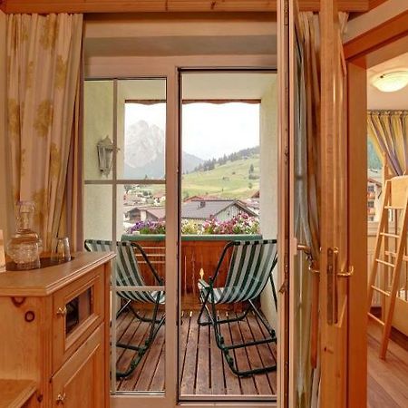 Alpenrose Leading Family Hotel & Resort Lermoos Buitenkant foto